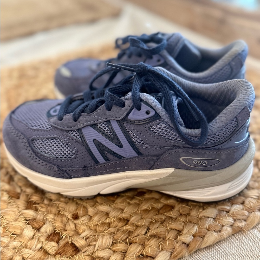 NEW Kids New Balance 990V6 Purple Suede Shoes Size 10.5 Wide